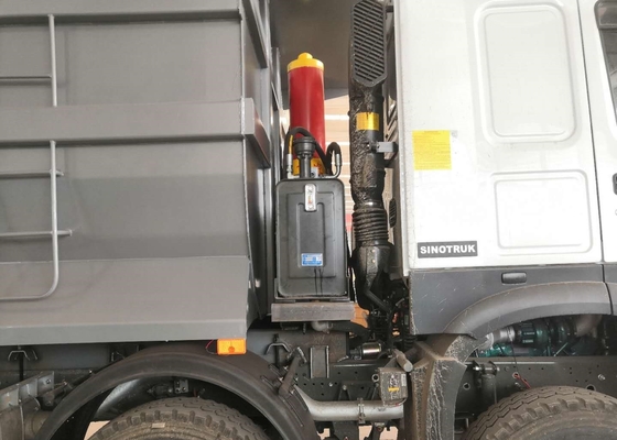 Autocarro con cassone ribaltabile posteriore internazionale PASSATO iso dell'autocarro con cassone ribaltabile della costruzione dell'autocarro con cassone ribaltabile di SINOTRUK HOWO 8x4