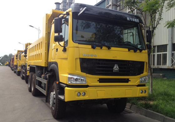 290/336HP autocarro con cassone ribaltabile dell'EURO II Sinotruk Howo 6x4 8-20T nell'ambiente duro