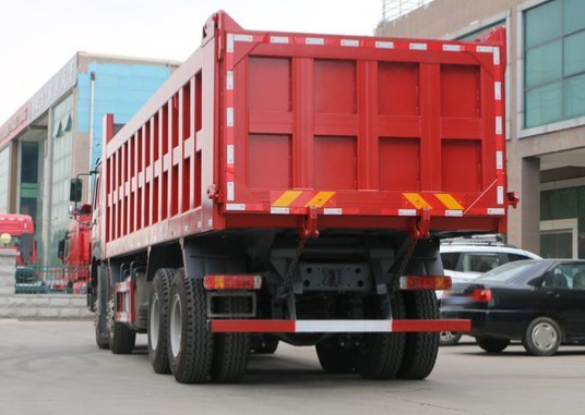 12 norma resistente dell'euro II dell'autocarro con cassone ribaltabile di iso ccc della ruota SINOTRUK HOWO 8X4