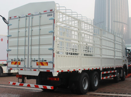 Camion di consegna del carico di ZZ1317M4661V SINOTRUK HOWO 8X4 371hp per l'ambiente duro