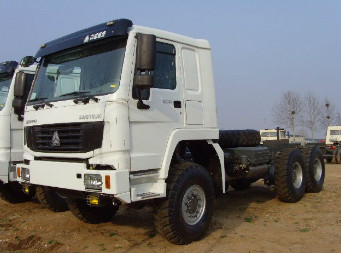 Camion pesante fuori strada 6x6 del carico di Sinotruk tutto l'azionamento ZZ1311M3861V 350hp della ruota