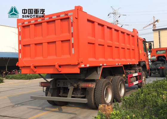 autocarro con cassone ribaltabile senza camera d'aria di 20CBM 13R22.5 Tiro Sinotruk Howo 6x4 per il Ghana in arancia