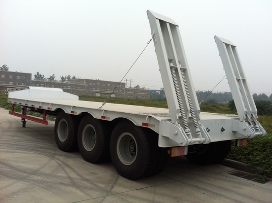 13000M 3 rimorchi resistenti 50-60T 12 dei semi di Alxes Lowbed si stanca con 2 gambe