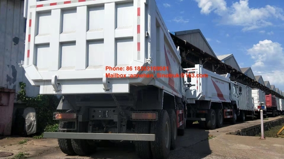 Howo7 Sinotruk Ghana 10 spinge l'autocarro con cassone ribaltabile 6x4 per 40T il carico Capcity 371hp