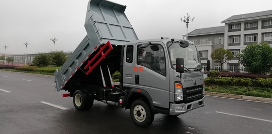 veicolo leggero del nuovo 5T dell'autocarro con cassone ribaltabile di Sinotruk Homan 4x2 6tires Euro3 stander dell'emissione