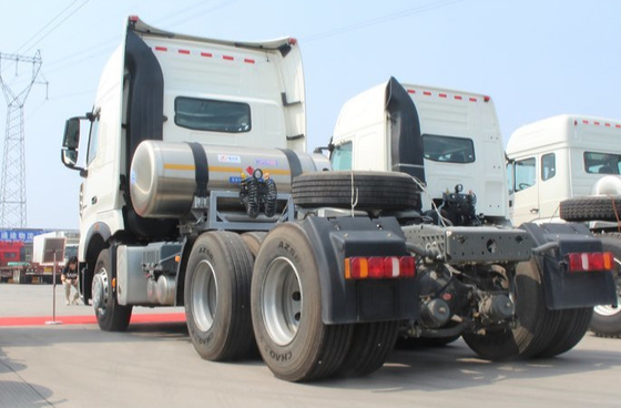 Camion bianco della testa del trattore di Tiro Howo del camion 10 del motore primo di SINOTRUK 371HP