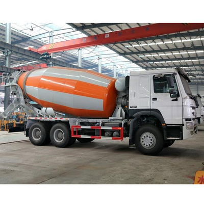 Camion bianco della betoniera di Howo 6x4 Howo, serbatoio di acqua della betoniera