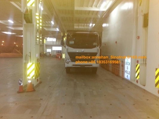 Il tipo il carico Capaicty Lhd 10 di A7 Sinotruk 6x4 U dell'autocarro a cassone della sabbia di 20m3 40-50t si stanca