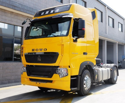 Camion della ruota motrice del trattore 4*2 del motore primo di Howo della carrozza dell'euro 2 HW 76
