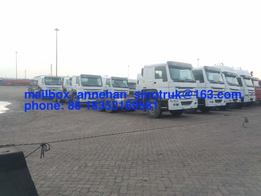 Sinotruk 6x4 10 spinge la cabina del camion 371hp HW79 del trattore con 2 traversine e condizionatori d'aria
