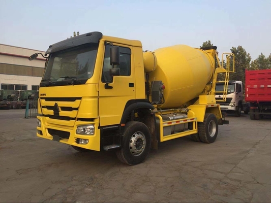 Il ccc ha passato l'auto di Sinotruk Jowo 4x2 di risparmio del combustibile che carica 6 CBM Mini Concrete Mixer Truck