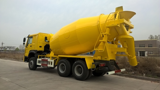 colore giallo di Sinotruk Howo del camion della betoniera dei tester 6x4 12 del cellulare cubico di Sinotruk Howo
