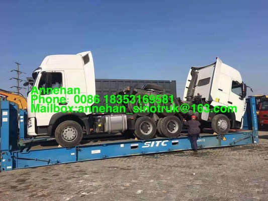 Autotreno del trattore delle ruote di Sinotruk HowoA7 420hp 10