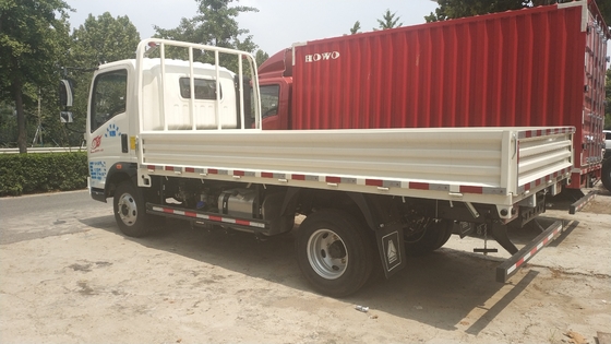 Guida a sinistra del camion del carico della luce di Sinotruk passata iso 10T HOWO 4x2 Euro3 con CA