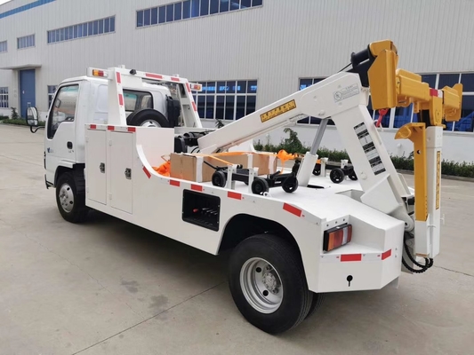 ISUZU 5 tonnellate del demolitore di salvataggio leggero di Tow Truck For City Road con alta efficienza di operazione del cambio manuale