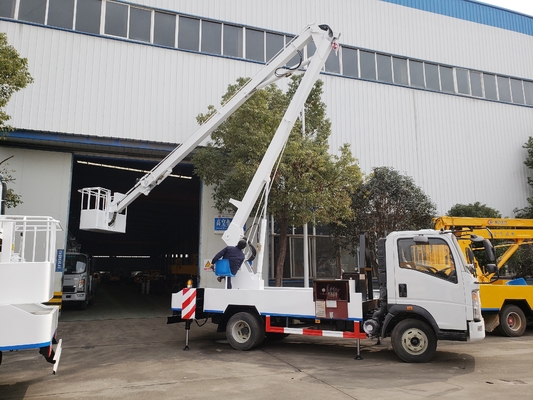 Howo 4x2 che guida per 5 tonnellate di HLW5050GJKE aereo del carrello di movimentazione di camion aereo di Sinotruk