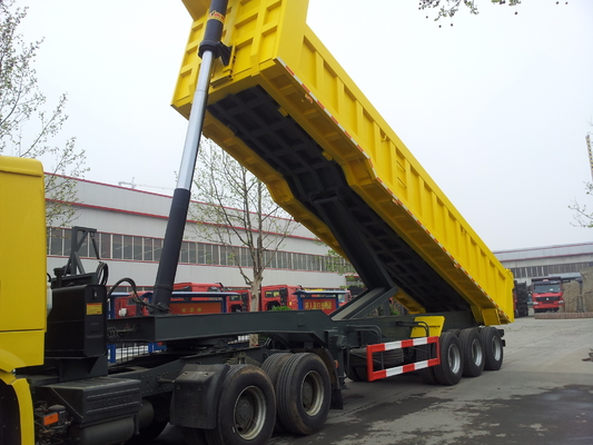 50 - rimorchio dell'autocarro con cassone ribaltabile del ribaltatore 45cbm di 70T Sinotruk CIMC per caricamento del minerale metallifero della bauxite