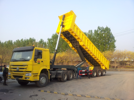50 - rimorchio dell'autocarro con cassone ribaltabile del ribaltatore 45cbm di 70T Sinotruk CIMC per caricamento del minerale metallifero della bauxite