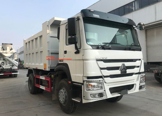 Autocarro con cassone ribaltabile 4x2 di Sinotruk Howo 7 con il contenitore RHD LHD dello scarico 15M3