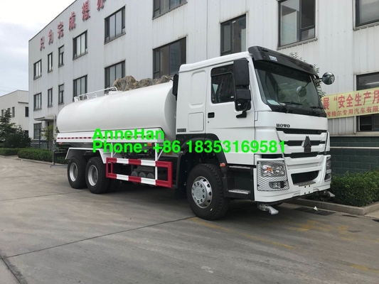 Camion di serbatoio di acqua di Sinotruk Howo 7 20000L 6x4 con il sistema a spruzzo