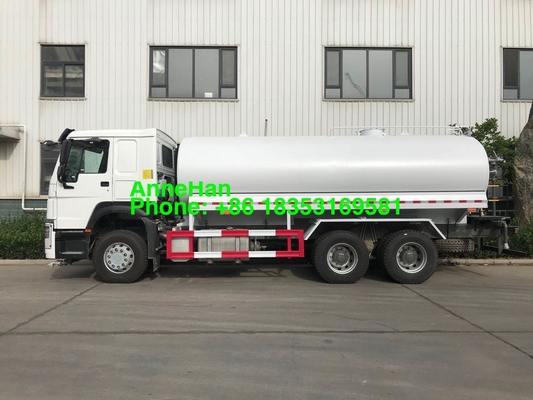 Camion di serbatoio di acqua di Sinotruk Howo 7 20000L 6x4 con il sistema a spruzzo