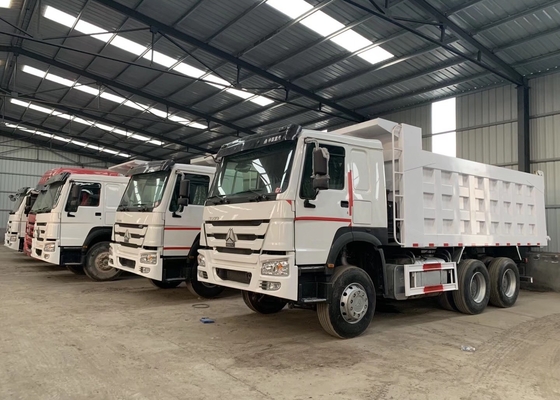 autocarro con cassone ribaltabile resistente senza camera d'aria di 13R22.5 20CBM Tiro Sinotruk Howo 6x4