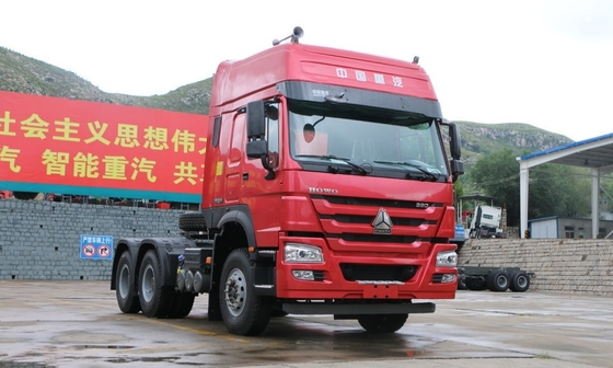 Camion rosso 10 Wheeler Tractor Truck del motore primo dei semi di Sinotruk Howo 6x4