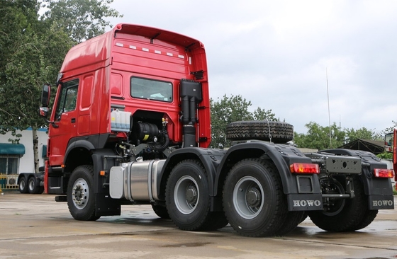 Camion rosso 10 Wheeler Tractor Truck del motore primo dei semi di Sinotruk Howo 6x4
