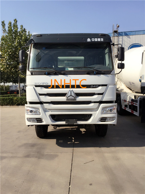Howo Sinotruk 9 sedili cubici del camion due del miscelatore di cemento di 10m3 12CBM