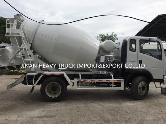 Mini Sinotruk 4 5 6m3 camion commerciali di bassa potenza Asphalt Concrete Mixing Truck