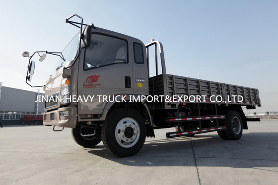 Camion del carico della luce di SINOTRUK HOWO 4X2 di Ton Lorry Truck da 8 TONNELLATE 10 tonnellate 15