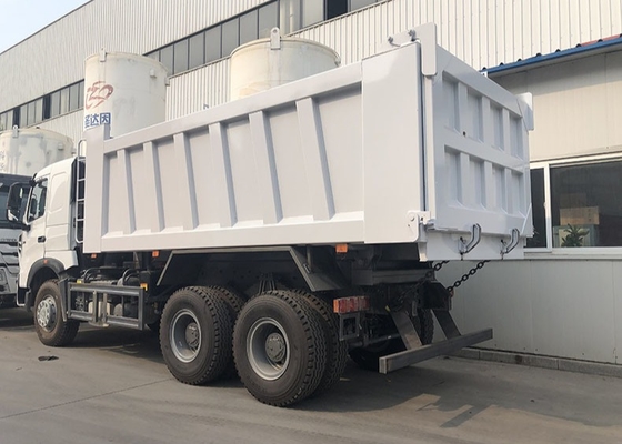Sinotruk HOWO A7 6x4 371hp Camionetto bianco di scarico Camionetto di scarico Camionetto di carico