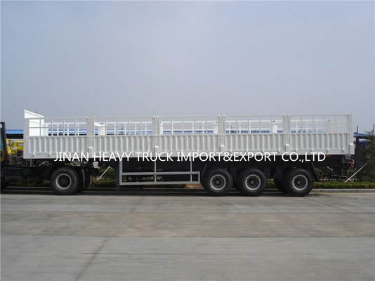 Autoarticolato del muro laterale del bestiame di tre assi di Axle Fence Cargo Trailer Tri