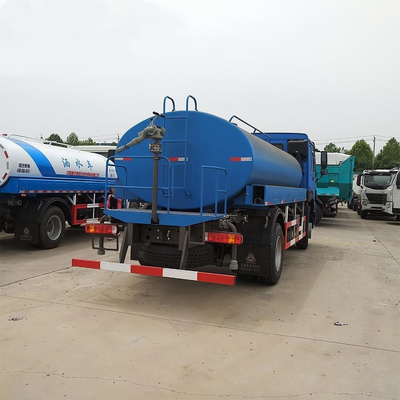 HOWO Euro2 4 4x2 6 Ruote 12000 litri 12 metri cubi Serbatoio dell'acqua Camion sprinkler