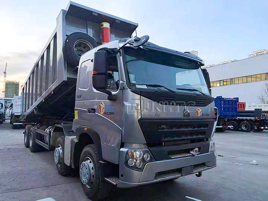 Ruote di Sinotruk HOWO A7 Tipper Dump Truck 8x4 12 40 tonnellate
