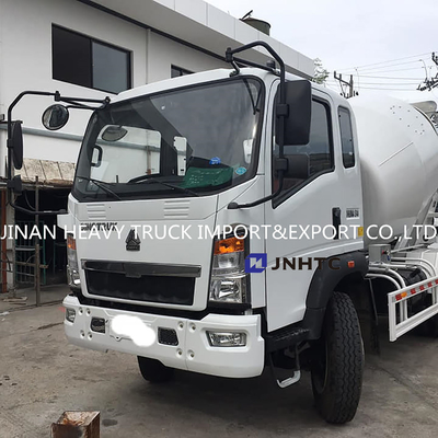 Auto di bassa potenza del camion del miscelatore di cemento di HOWO che carica 4x2 3cbm 5M3