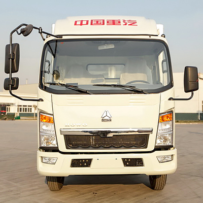 Howo 6 Wheeler Light Refrigerated Box Truck 3T 5 tonnellate