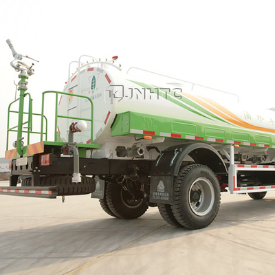 Camion di serbatoio di acqua della luce di SINOTRUK HOWO 4x2 con 14m Front Sprinkler