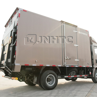 Dovere 4x2 di Van Cargo Box Truck Light di consegna di SINOTRUK HOWO