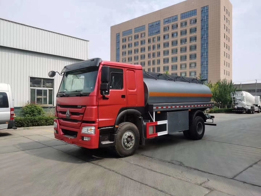 Camion cisterna 400L 20cbm 371HP del combustibile derivato del petrolio di Sinotruk LHD