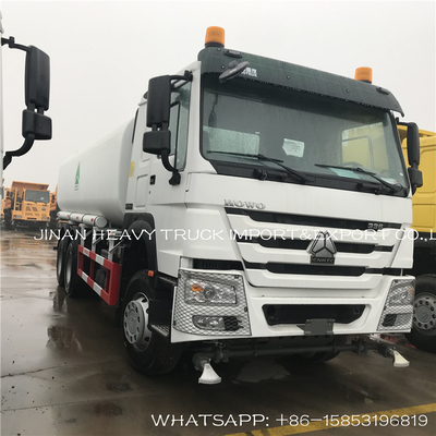 Sinotruk Howo 25cbm 25000 litri di serbatoio di acqua del camion dell'acqua di camion dello spruzzatore