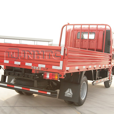 L'annuncio pubblicitario di bassa potenza di SINOTRUK HOWO 4x2 trasporta 2 la tonnellata su autocarro 5 Ton Flatbed Truck di tonnellata 3