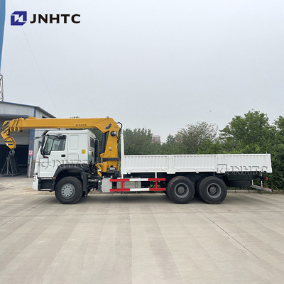 Il camion telescopico di Sinotruk Howo 6x4 10 ha montato la gru di Crane Straight Arm Cargo Truck