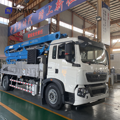 Camion della pompa per calcestruzzo di HOWO 4X2 Euro3 46m 37m 42m 45m