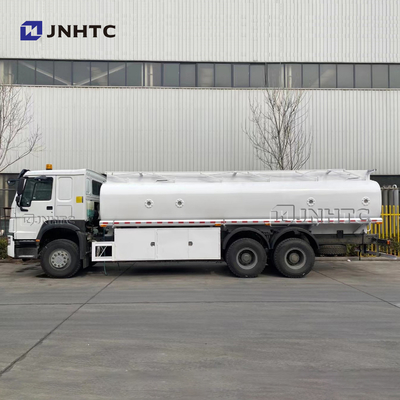 Serbatoio di combustibile del camion dei semi di HOWO 6x4 che rifornisce di carburante 12cbm 15cbm Euro2 Euro3