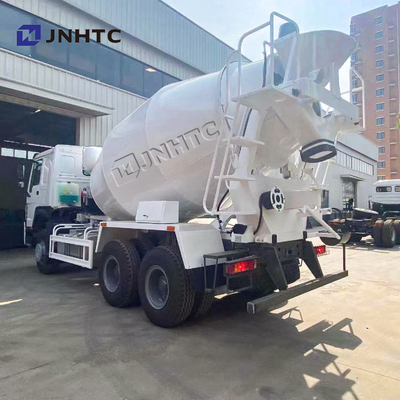 Howo Sinotruk 9 sedili cubici del camion due del miscelatore di cemento di 10m3 12CBM