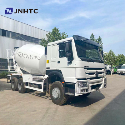 Controllo di comando di Mercedes Cement Mixer Vehicle With della cabina HW76