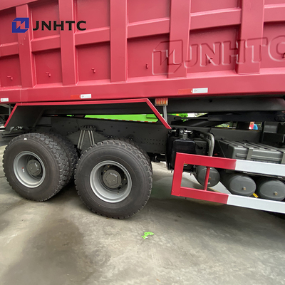 sinotruk 40 serbatoio di combustibile dell'asse 300L di riduzione del hud dell'autocarro con cassone ribaltabile di howo di tonnellata HC16