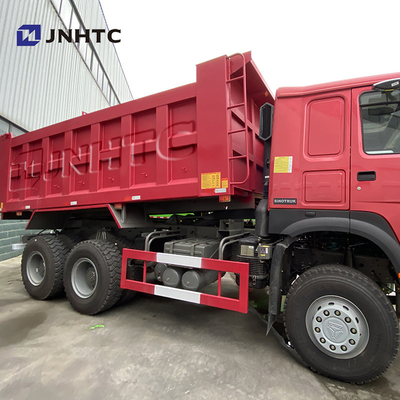 Vecchio nuovo modello dell'autocarro con cassone ribaltabile delle ruote del fronte 6x4 10 336hp 18m3 40T