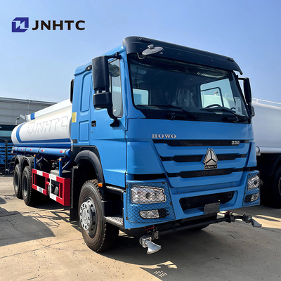 camion cisterna blu dello spruzzatore dello spruzzo d'acqua di 15cbm HOWO 6X4 15000L